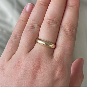 Mejuri Thin Dome Ring - size 9